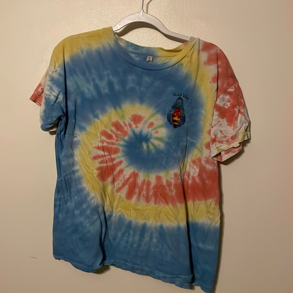 Tie Dye Alien “All Good Things Come to An End” Shirt - Medium